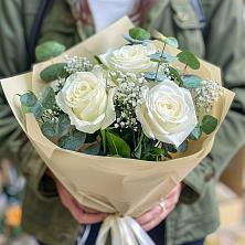 Букет цветов из:  Розы в Каменский