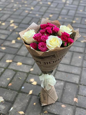 Букет цветов из: Розы в Каменский